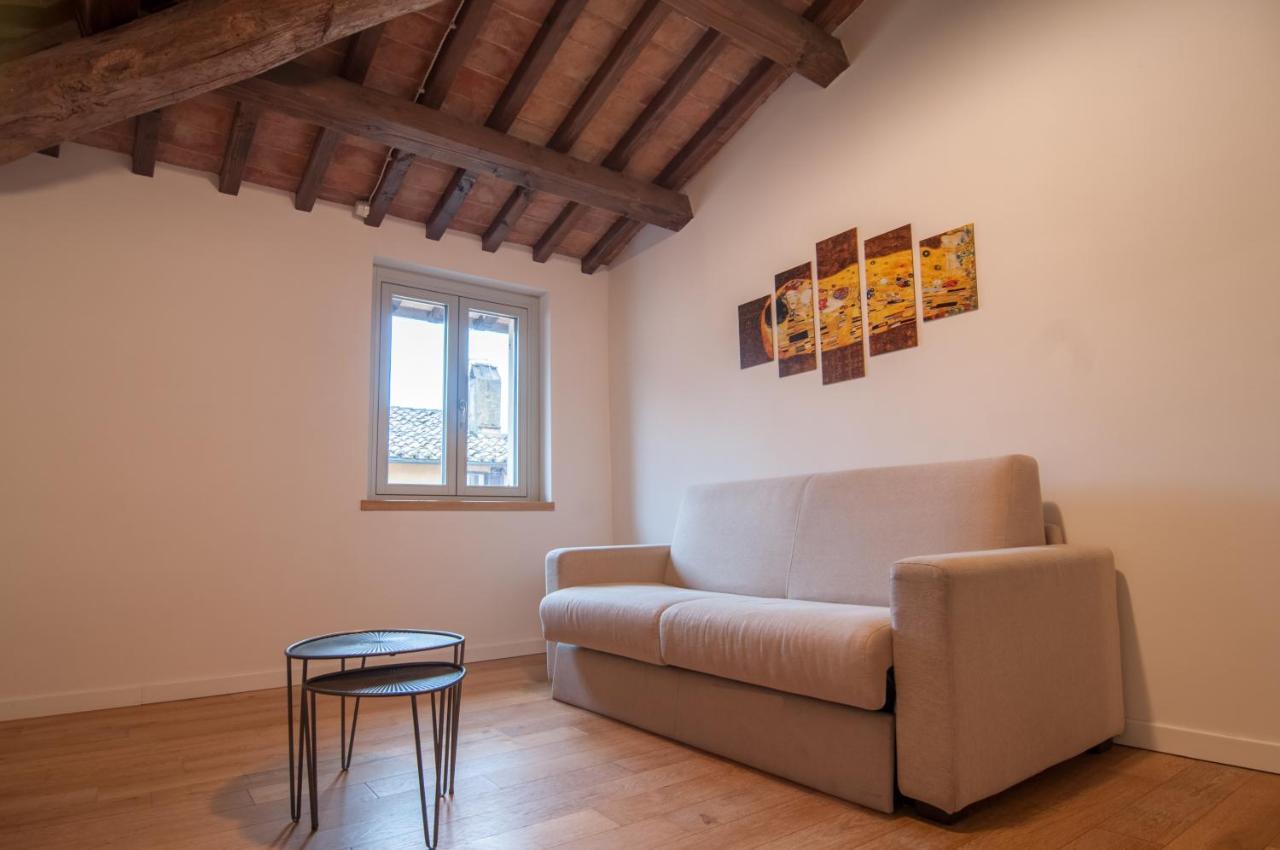Umbrian Concierge - La Corte Del Grillo Perugia Exterior photo